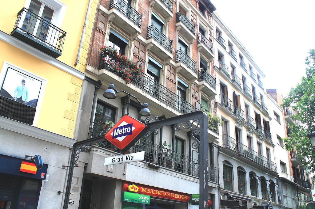 Gran Via Sol Apartamentos Madrid Exterior foto